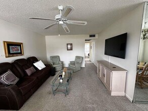 536 Fanshaw M in Boca Raton, FL - Building Photo - Building Photo