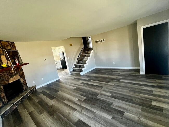 9652 Johnson St in Crown Point, IN - Foto de edificio - Building Photo