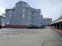 31 Coddington Wharf in Newport, RI - Foto de edificio - Building Photo