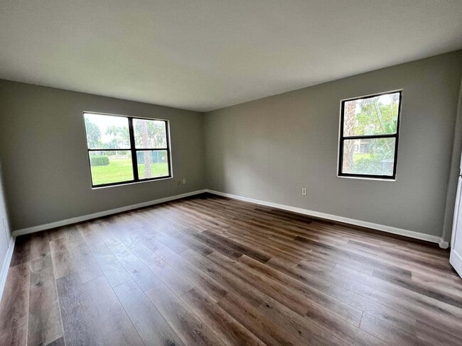 13065 Albright Ct in Wellington, FL - Building Photo - Building Photo