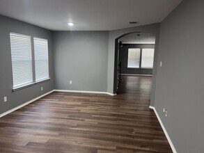 9411 Rainbow Creek in San Antonio, TX - Building Photo - Building Photo