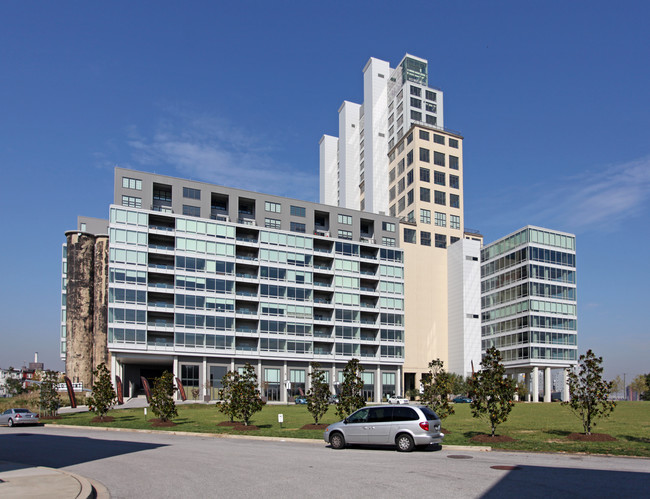 Silo Point in Baltimore, MD - Foto de edificio - Building Photo