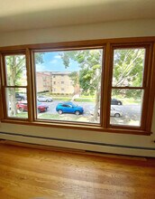 8629 W Summerdale Ave in Chicago, IL - Building Photo - Building Photo
