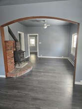 716 E 1st St in Cle Elum, WA - Building Photo - Building Photo