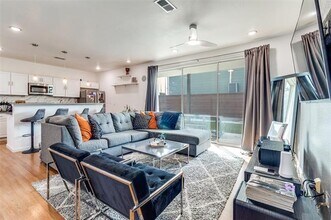 3121 Rutz St in Dallas, TX - Building Photo - Building Photo