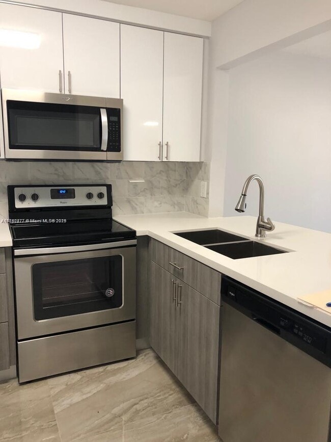 property at 3199 Foxcroft Rd