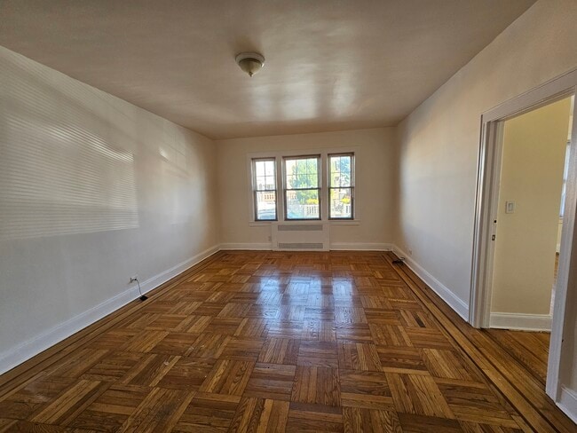 8718 31st Ave, Unit 2 BR/1 BA