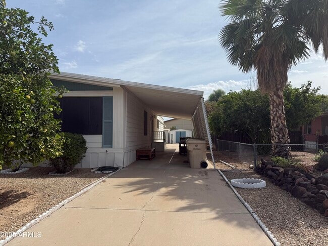 17249 N 66th Ln in Glendale, AZ - Building Photo - Building Photo