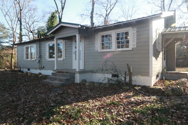 property at 2638 Callier Springs Rd SE
