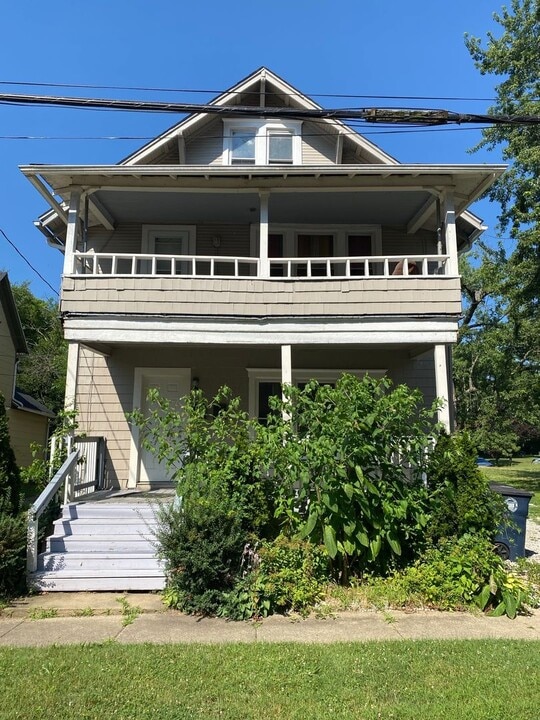198-200 Westwood Ave in Akron, OH - Building Photo