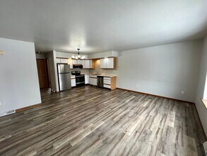 4108-4108 E Jelinek Ave in Weston, WI - Building Photo - Building Photo