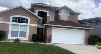 2621 Star Lake View Dr in Kissimmee, FL - Building Photo