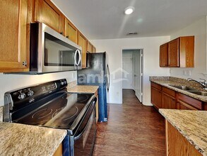 8327 Rolling Meadows Ln in Huntersville, NC - Building Photo - Building Photo