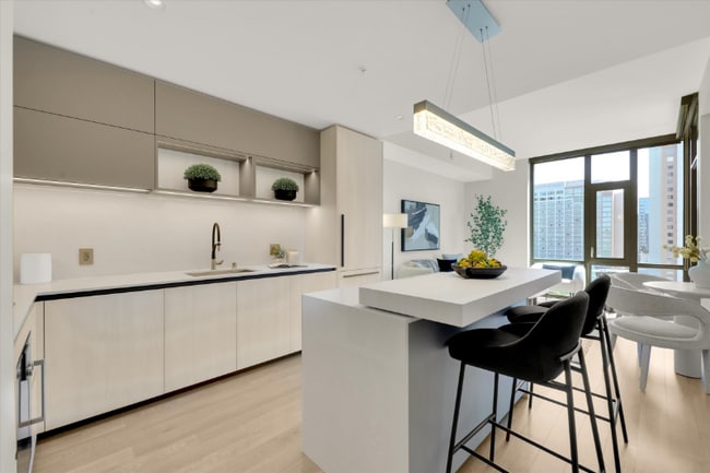 property at 889 Ave Sq NE