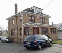 662-664 Amboy Ave in Woodbridge, NJ - Building Photo - Building Photo