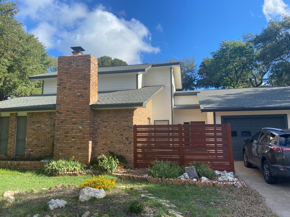 4012 Cima Serena Dr in Austin, TX - Building Photo