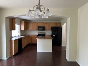 398 Cassidy Dr E in Meridian, ID - Building Photo - Building Photo