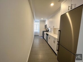 FIFTH AVENUE in New York, NY - Building Photo - Building Photo