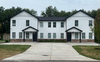 244 Caroline Dr in Murfreesboro, TN - Building Photo