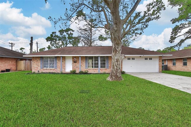 3015 Peppermill Rd