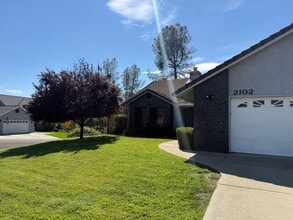 2102 Sophy Pl in Redding, CA - Building Photo - Building Photo