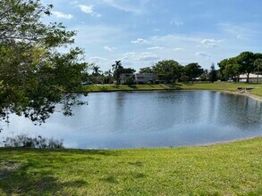 3770 Village Dr in Delray Beach, FL - Building Photo - Building Photo