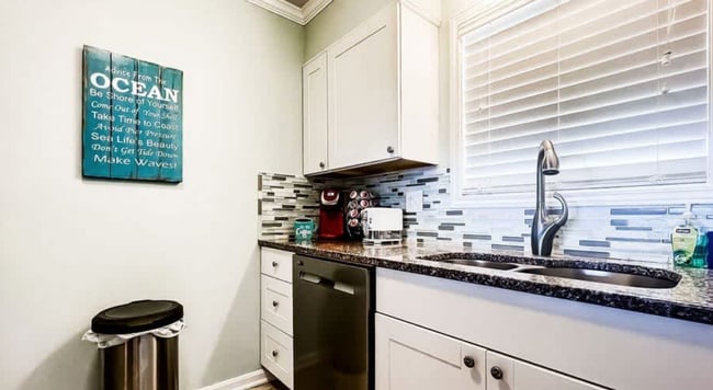 302 Canal Dr in Carolina Beach, NC - Building Photo - Building Photo