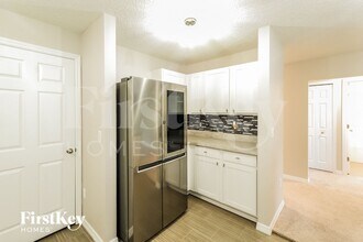 19 Rykill Way in Palm Coast, FL - Building Photo - Building Photo