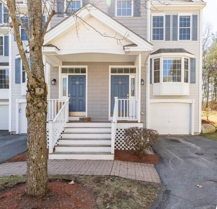 70 Georgetown Dr in Nashua, NH - Foto de edificio