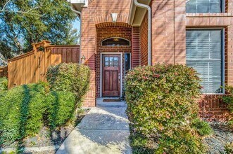 18744 Gibbons Dr in Dallas, TX - Building Photo - Building Photo