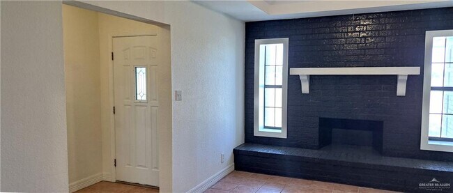 5939 Mile 11 N in Mercedes, TX - Building Photo - Building Photo