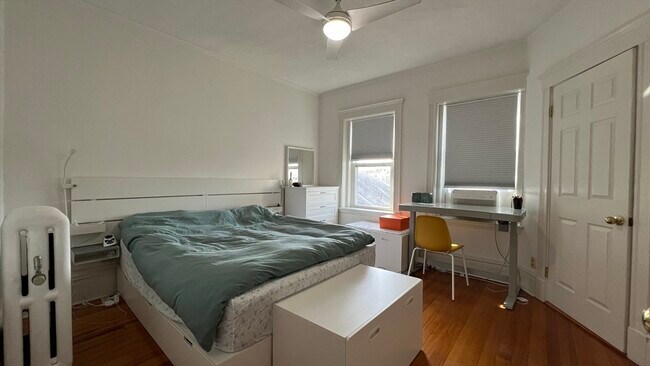 176 Naples Rd in Brookline, MA - Building Photo - Building Photo