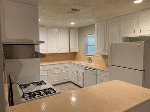 8502 McAvoy Dr in Houston, TX - Building Photo - Building Photo