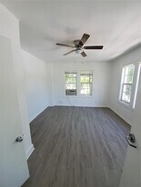 236 NE 28th St in Miami, FL - Building Photo