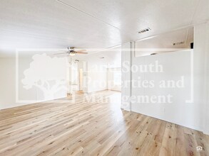 4833 Myrtle View Dr N in Mulberry, FL - Building Photo - Building Photo