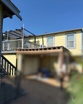 3720 Avenue P 1/2 Rear in Galveston, TX - Building Photo