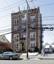 Fort Washington in Fort Lee, NJ - Building Photo