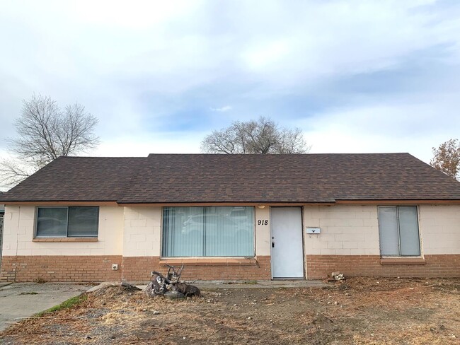 property at 918 S Hartford St