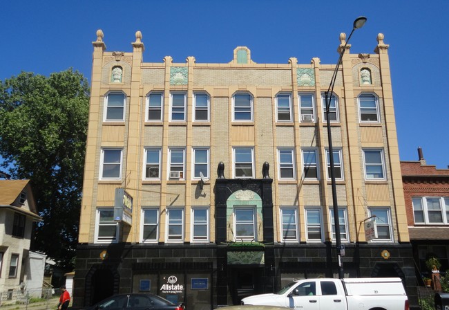 4025-4027 N Pulaski Rd in Chicago, IL - Building Photo - Building Photo