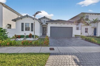 21363 SW 127th Ct in Miami, FL - Building Photo - Building Photo