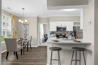 Enclave at Winghaven in O'Fallon, MO - Building Photo - Interior Photo