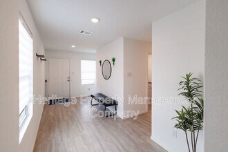 10502 Torroja Wy in Converse, TX - Building Photo - Building Photo