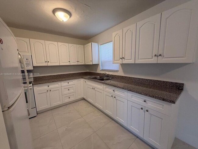 3440 NW 4th St in Fort Lauderdale, FL - Building Photo - Building Photo