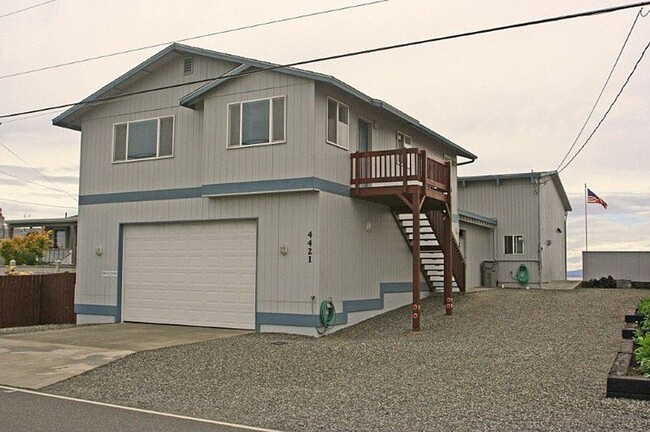 property at 4421 Sucia Dr