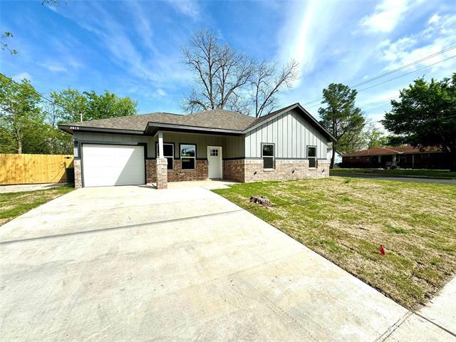 property at 3415 Henderson St