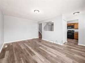 2976 Falcon Bridge Dr in Columbus, OH - Foto de edificio - Building Photo