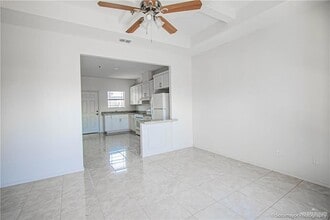 2204 Dallas Ave, Unit 3 in McAllen, TX - Building Photo - Building Photo