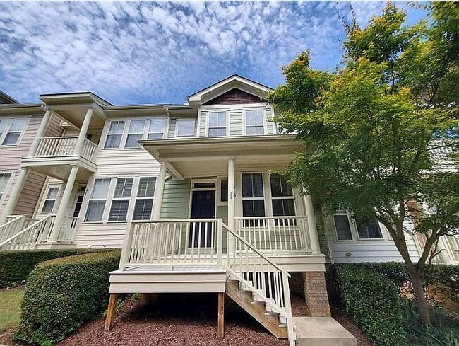 property at 513 Village Loop Dr
