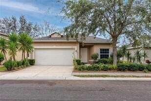 7820 Harbor Bridge Blvd in New Port Richey, FL - Building Photo