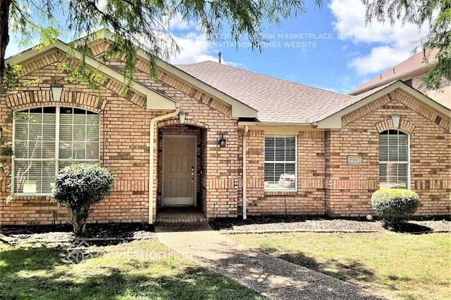 property at 5301 Spicewood Dr